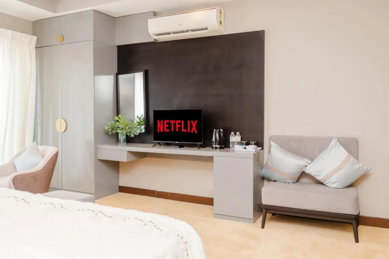 Apartmán Beachside Studio With King Bed, Rooftop Pool Gym Negombo