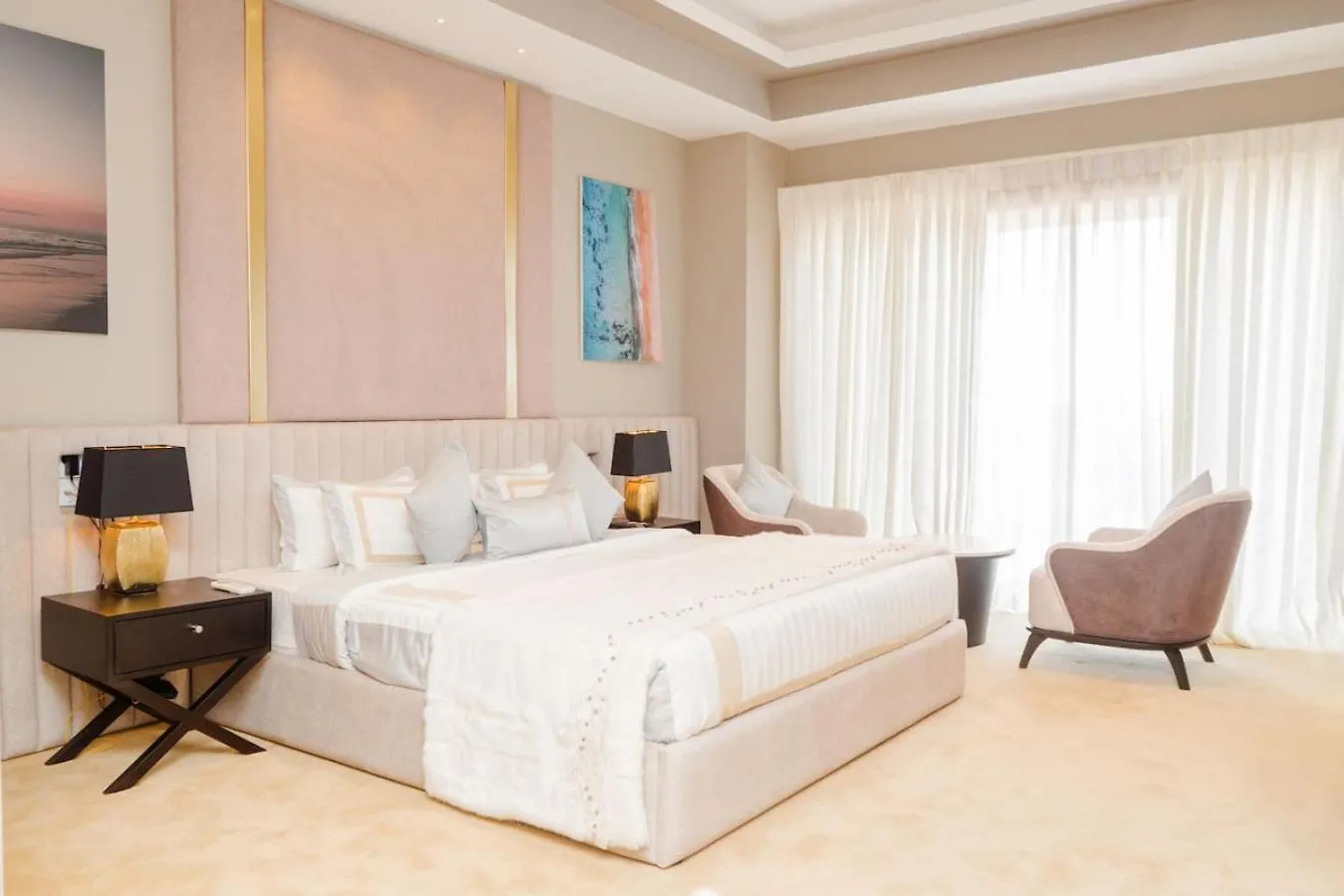 Lägenhet Beachside Studio With King Bed, Rooftop Pool Gym Negombo