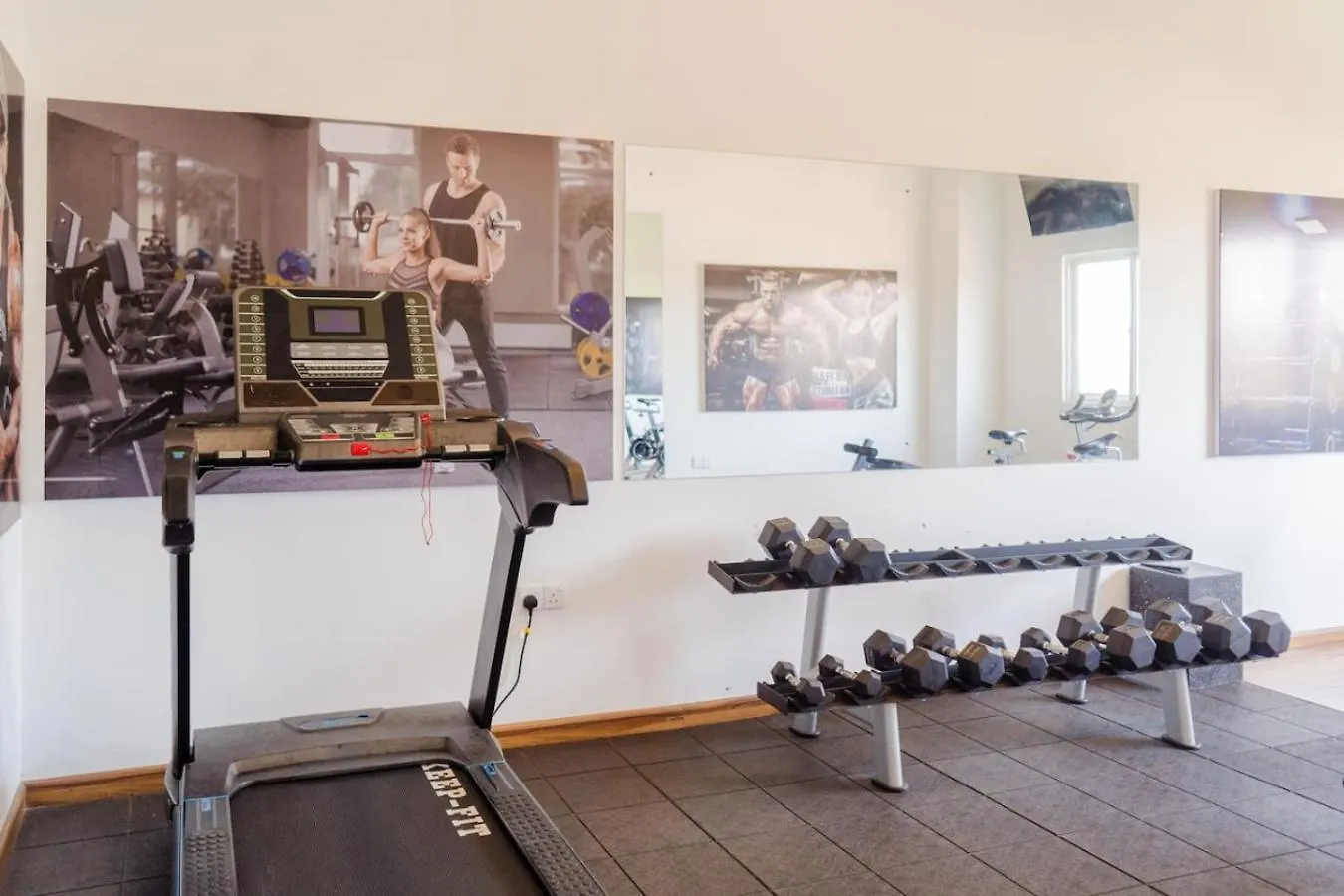 Beachside Studio With King Bed, Rooftop Pool Gym Negombo